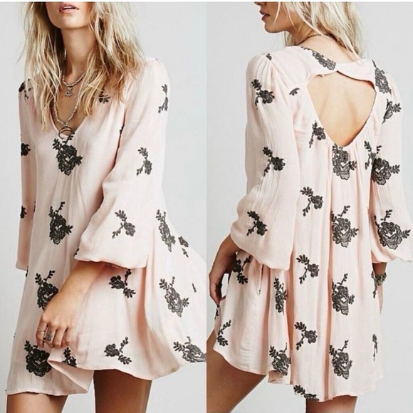 Free People Dresses & Skirts - Free People Embroidered Boho Austin Dress